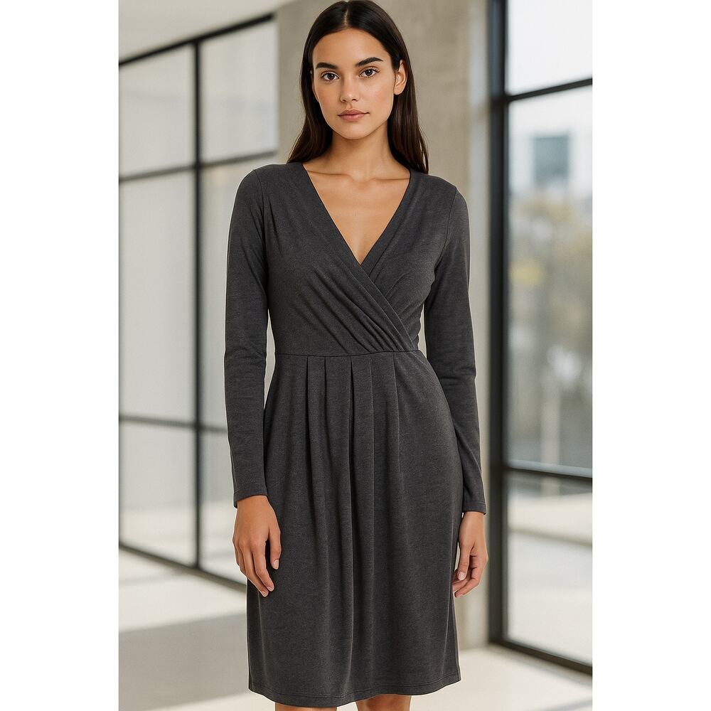 Max Mara‎ Wool V Neck Long Sleeve Knee Length Gray Dress size 10 Designer